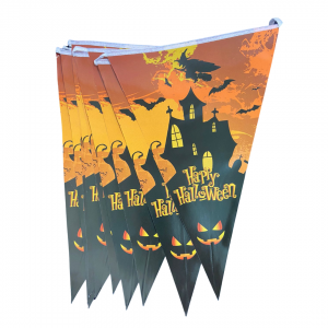 H4980 - BANDEIRINHA TRIANGULAR HALLOWEEN COM 8 TRIANGULO MEDINDO 30X21cm CADA, COMPRIMENTO DE 2,20 m.      